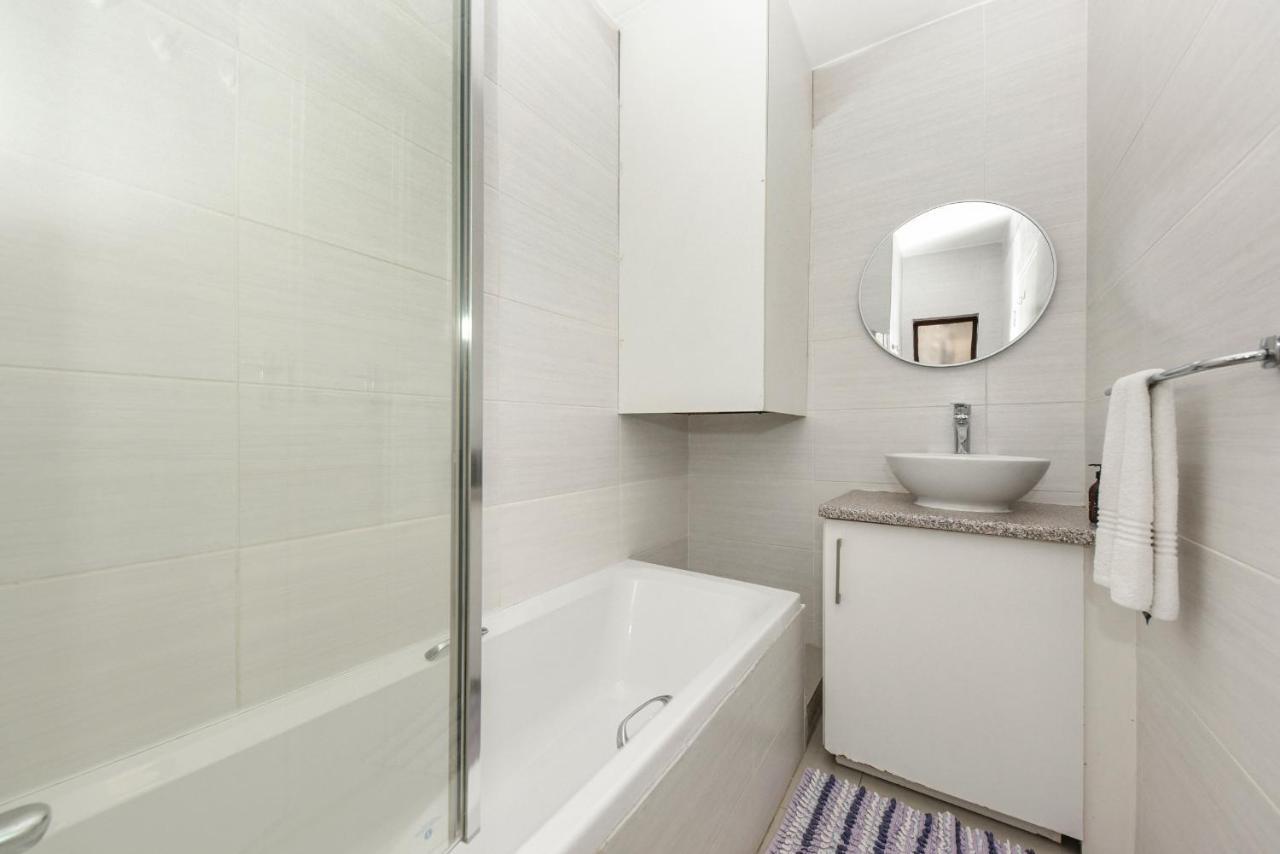 Antibes 6 * Johannesburg