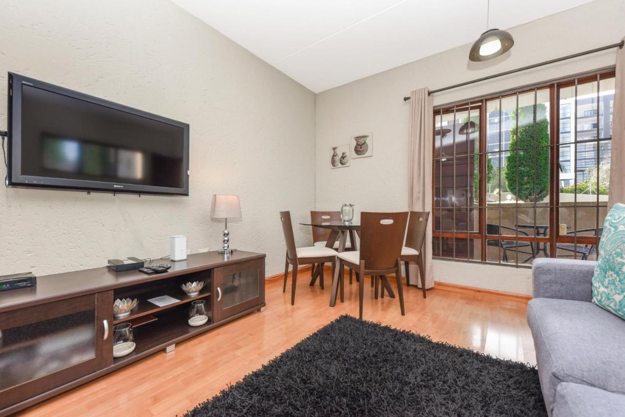 Antibes 6 Apartment